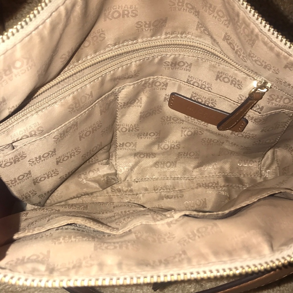 Michael Kors Purse - Picture 4 of 5